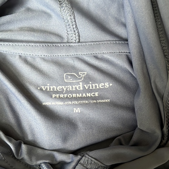 Blue vineyard vines performance tee, long sleeve with hood, size M - Picture 3 of 6